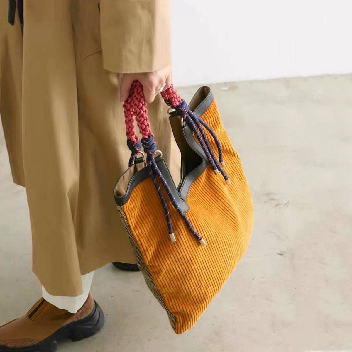 Designer Gentle Beam Tote Bag