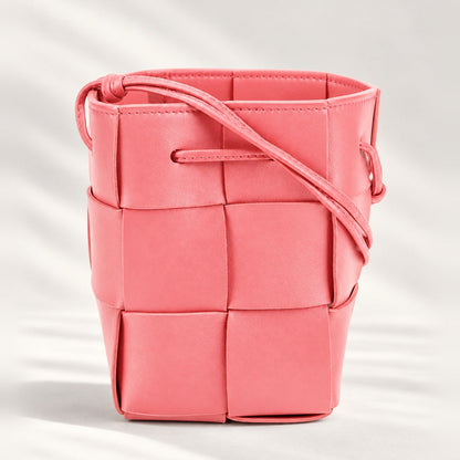 Chic Woven Mini Crossbody Bucket Bag – Lightweight Shoulder Handbag