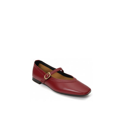 Greta Mary Jane Flat